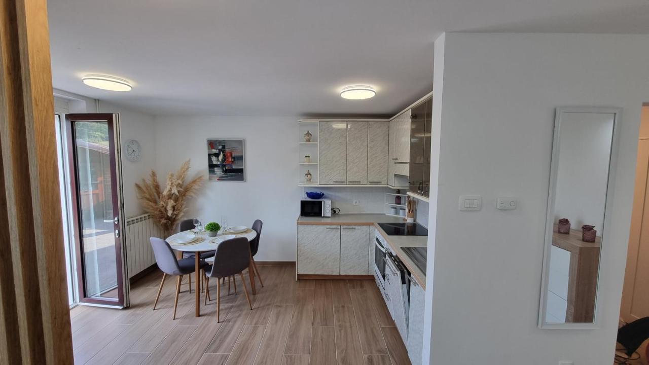 Harmony Apartment Koper Buitenkant foto